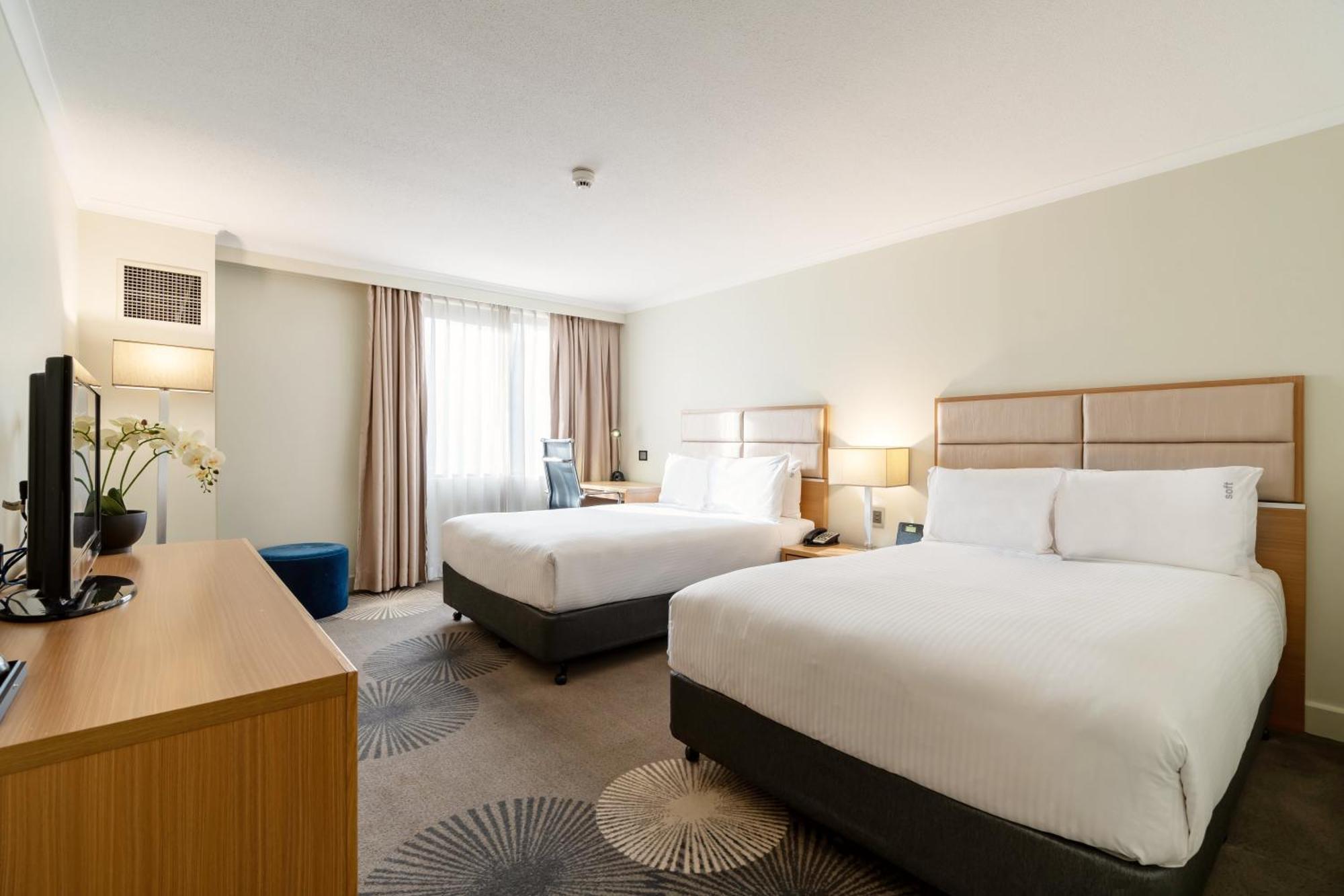 Holiday Inn Parramatta By Ihg Cité de Cité de Sydney Extérieur photo